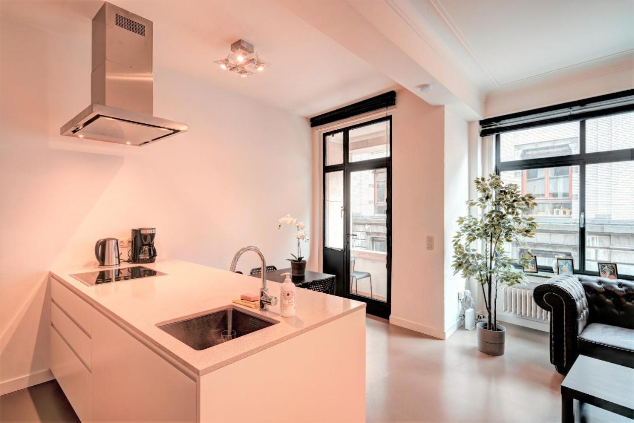 The Meir Lodge. Apartments In Heart Of Antwerpen Eksteriør billede